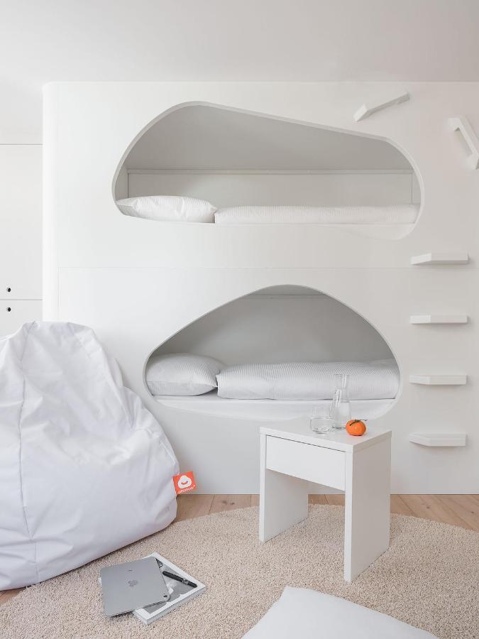 Neuro Campus Hotel Вицнау Екстериор снимка