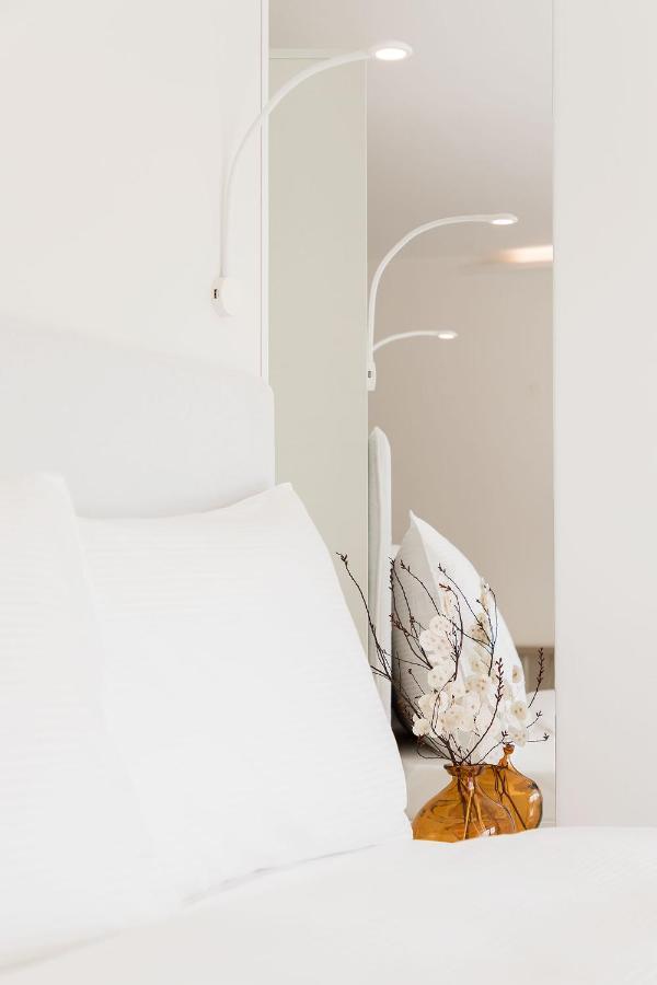 Neuro Campus Hotel Вицнау Екстериор снимка