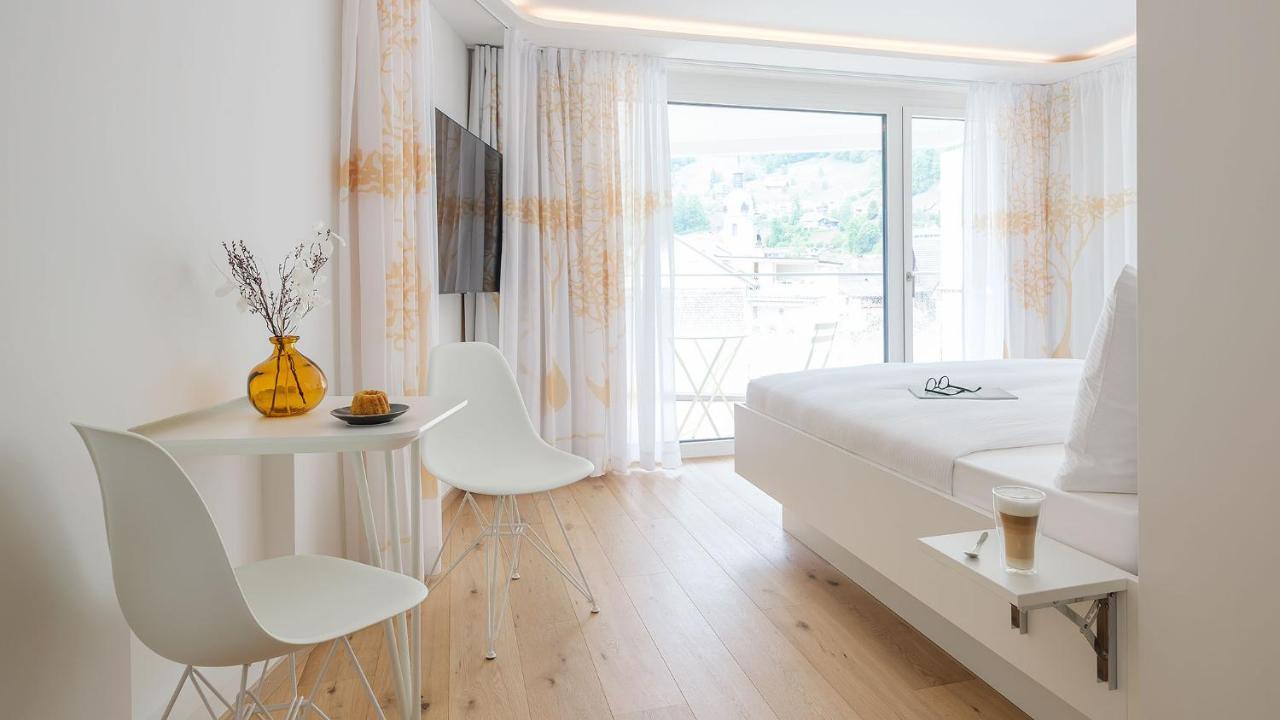 Neuro Campus Hotel Вицнау Екстериор снимка
