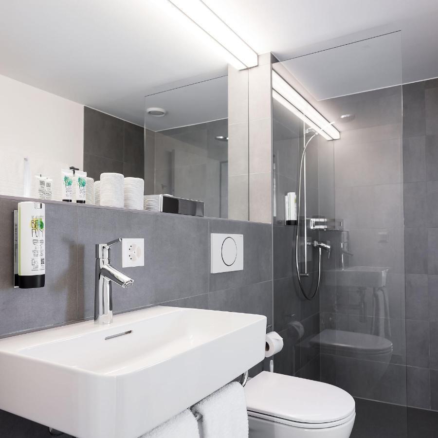 Neuro Campus Hotel Вицнау Екстериор снимка