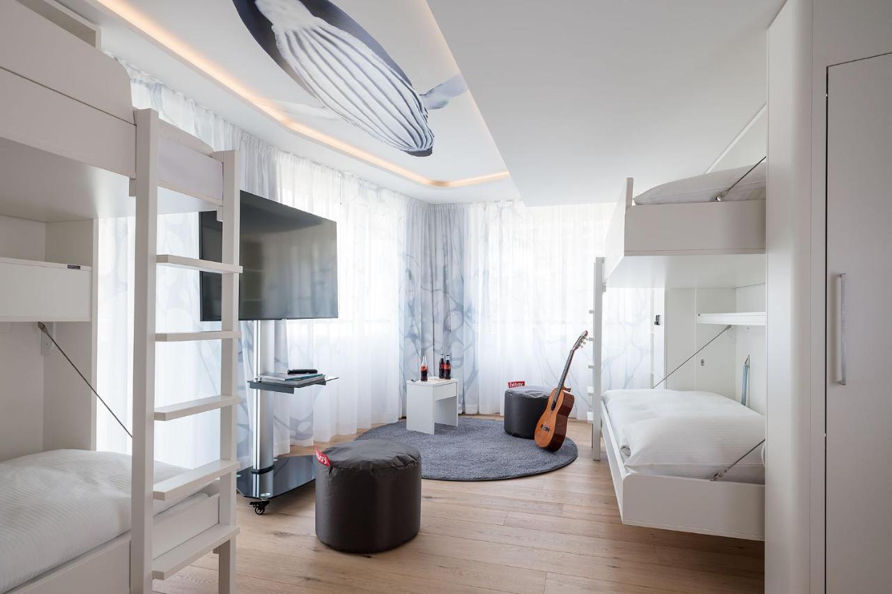 Neuro Campus Hotel Вицнау Екстериор снимка