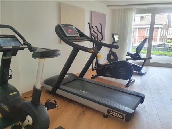 Neuro Campus Hotel Вицнау Екстериор снимка