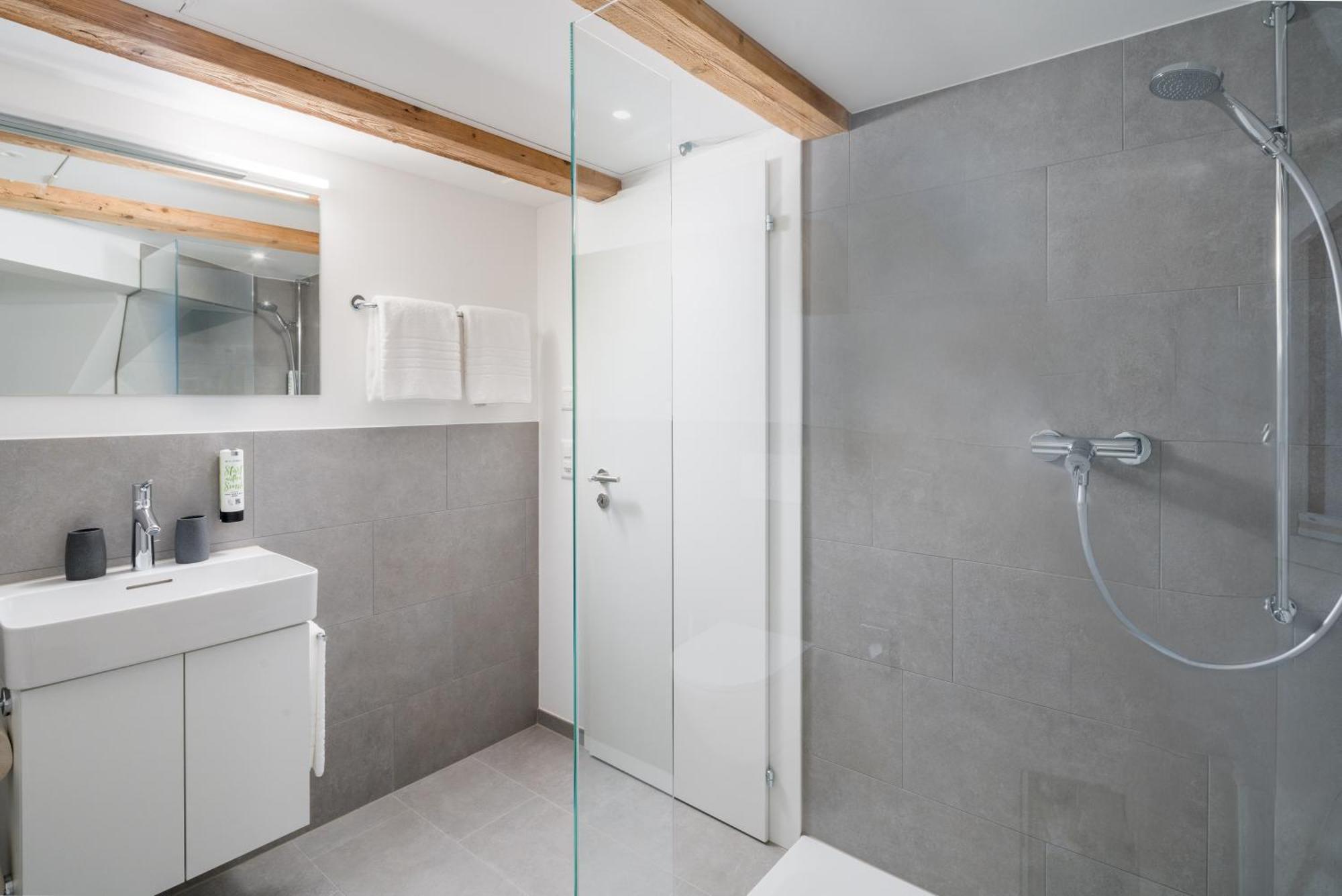Neuro Campus Hotel Вицнау Екстериор снимка